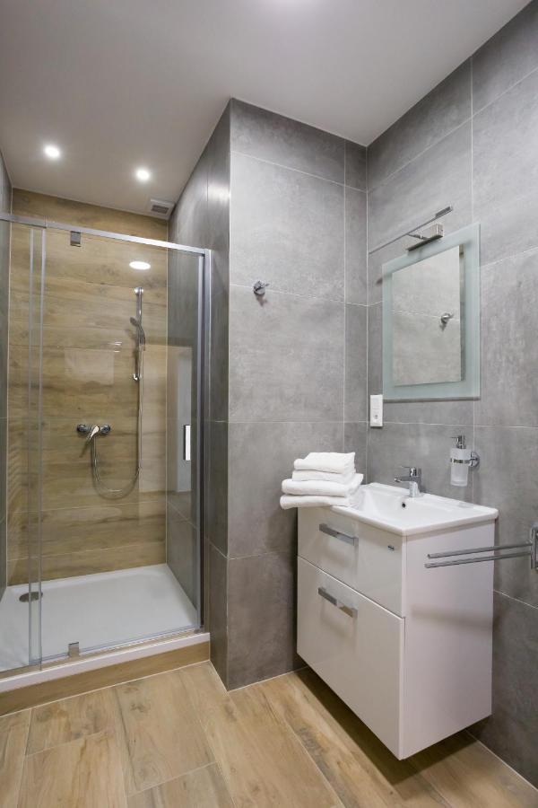 Luxusní velký apartmán s terasou v centru Litomyšle Esterno foto